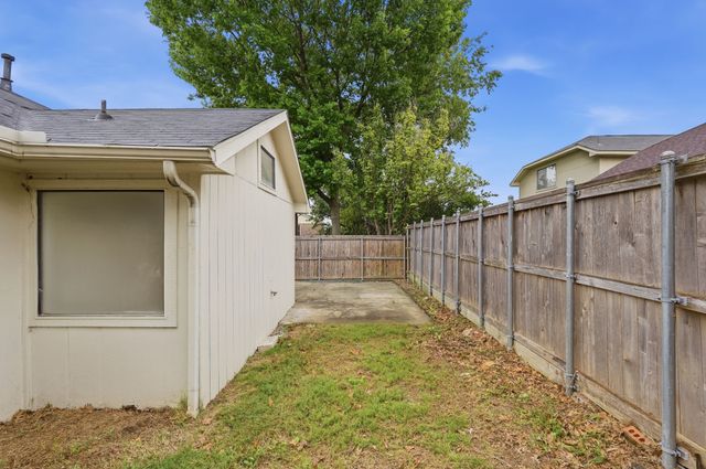 5343 Waterford Drive, Mesquite, TX 75150