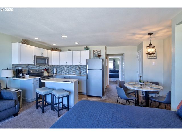 171 Sw HIGHWAY 101, Lincoln City, OR 97367