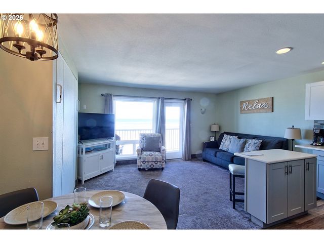 171 Sw HIGHWAY 101, Lincoln City, OR 97367