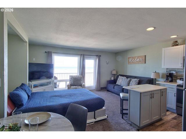 171 Sw HIGHWAY 101, Lincoln City, OR 97367