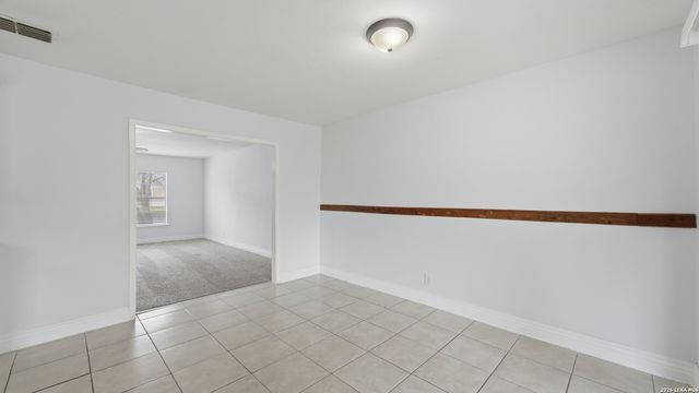 4747 Swann Ln, Kirby, TX 78219