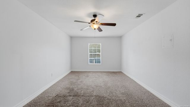 4747 Swann Ln, Kirby, TX 78219