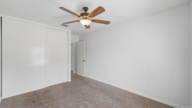 4747 Swann Ln, Kirby, TX 78219