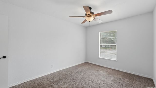 4747 Swann Ln, Kirby, TX 78219