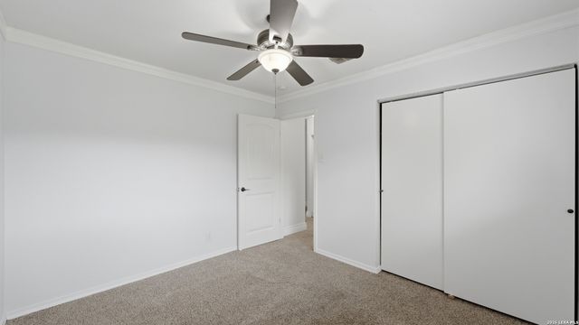 4747 Swann Ln, Kirby, TX 78219
