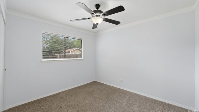 4747 Swann Ln, Kirby, TX 78219