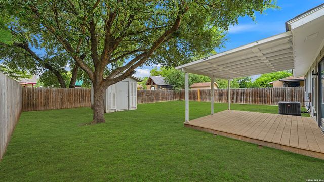 4747 Swann Ln, Kirby, TX 78219
