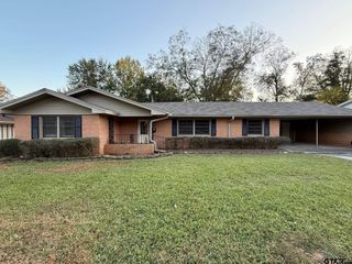 301 Ridgecrest, Tyler, TX 75701
