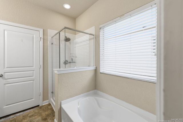 2127 Rosillos Peak, San Antonio, TX 78245