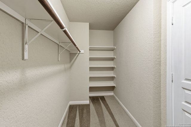 2127 Rosillos Peak, San Antonio, TX 78245