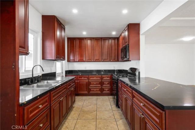 1136 Cary, Wilmington, CA 90744