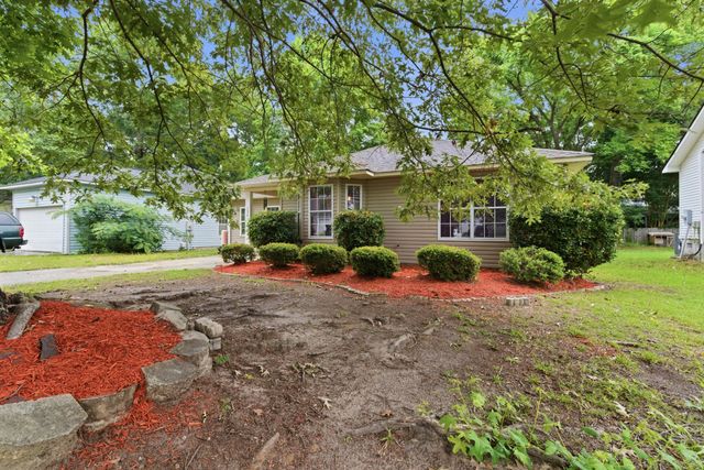 134 Pecan Grove Avenue, Goose Creek, SC 29445
