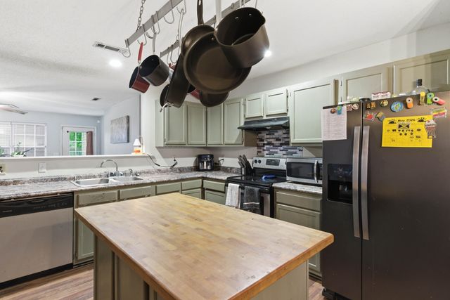 134 Pecan Grove Avenue, Goose Creek, SC 29445