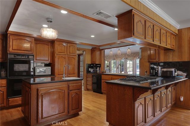 2441 Terraza, Fullerton, CA 92835