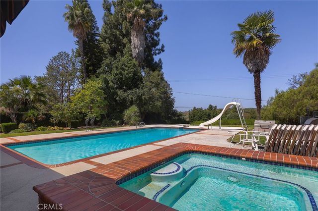 2441 Terraza, Fullerton, CA 92835