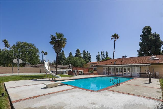2441 Terraza, Fullerton, CA 92835