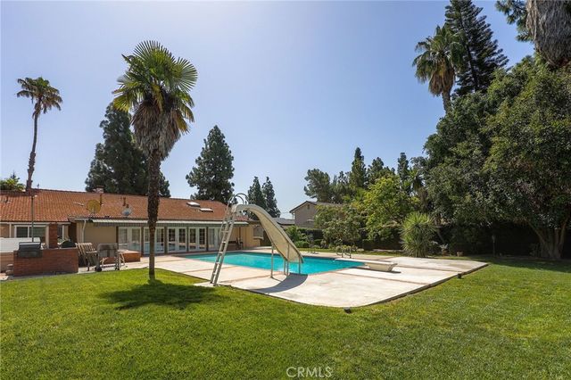 2441 Terraza, Fullerton, CA 92835