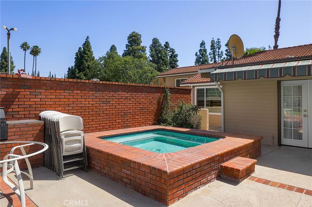 2441 Terraza, Fullerton, CA 92835
