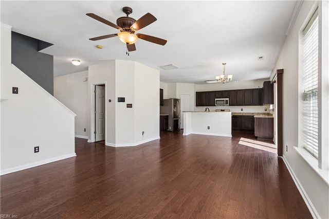 27 Hampshire Glen PW, Hampton, VA 23669