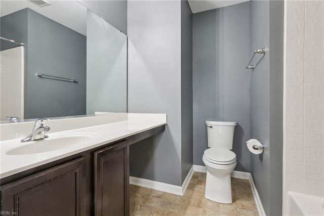 27 Hampshire Glen PW, Hampton, VA 23669