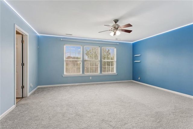 27 Hampshire Glen PW, Hampton, VA 23669