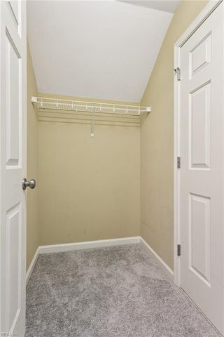 27 Hampshire Glen PW, Hampton, VA 23669