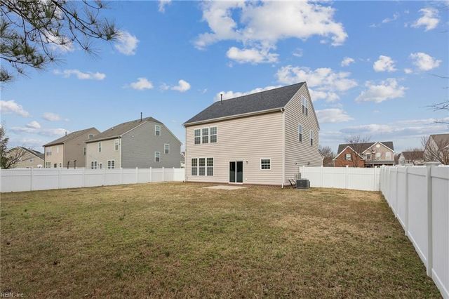 27 Hampshire Glen PW, Hampton, VA 23669