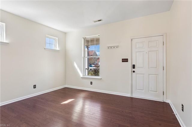 27 Hampshire Glen PW, Hampton, VA 23669