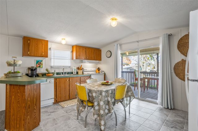 3415 Tahitian Court, Granbury, TX 76048