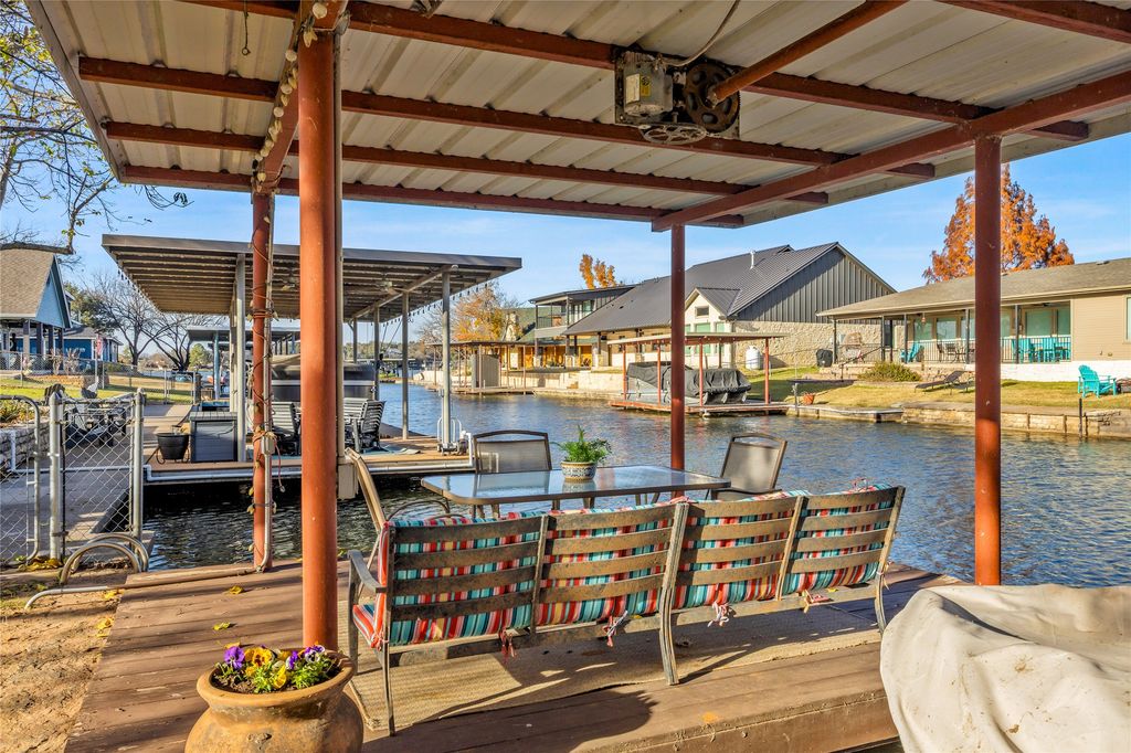 3415 Tahitian Court, Granbury, TX 76048