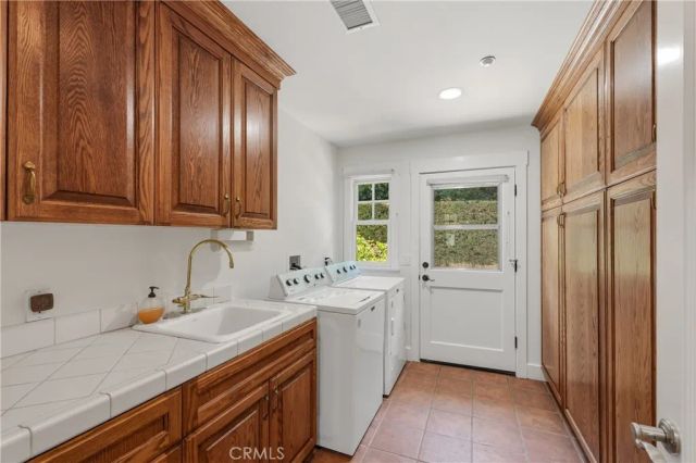 625 Yale, Claremont, CA 91711