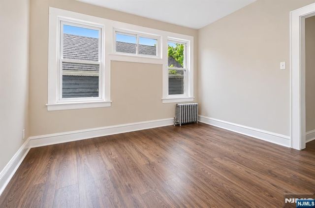 17 Arverne Terrace, Irvington, NJ 07111
