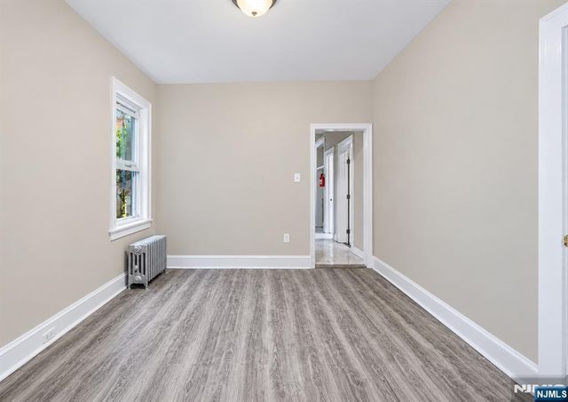 17 Arverne Terrace, Irvington, NJ 07111
