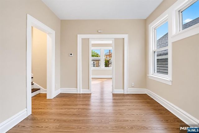 17 Arverne Terrace, Irvington, NJ 07111