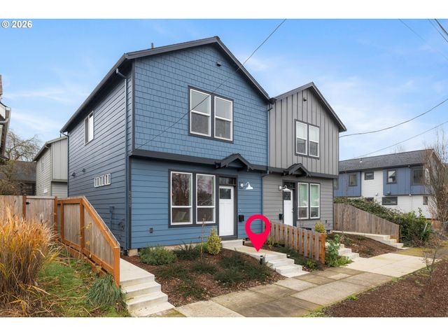 8629 Se WASHINGTON St, Portland, OR 97216