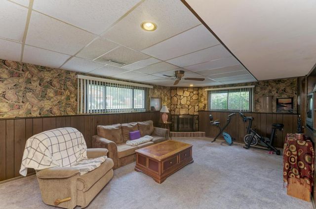 1795 W JO ANN Lane, Addison, IL 60101