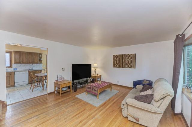 1795 W JO ANN Lane, Addison, IL 60101