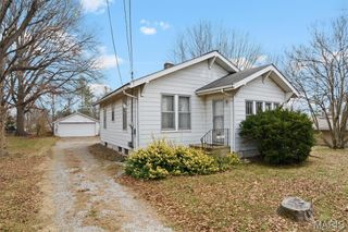 1501 N Keebler Avenue, Collinsville, IL 62234