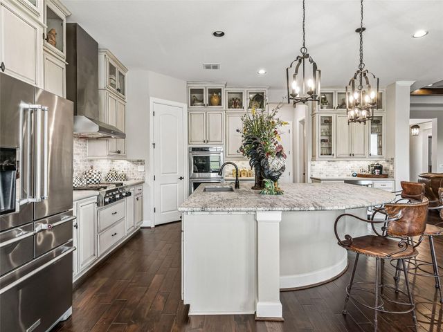 125 Sowing Oak DR, San Marcos, TX 78666