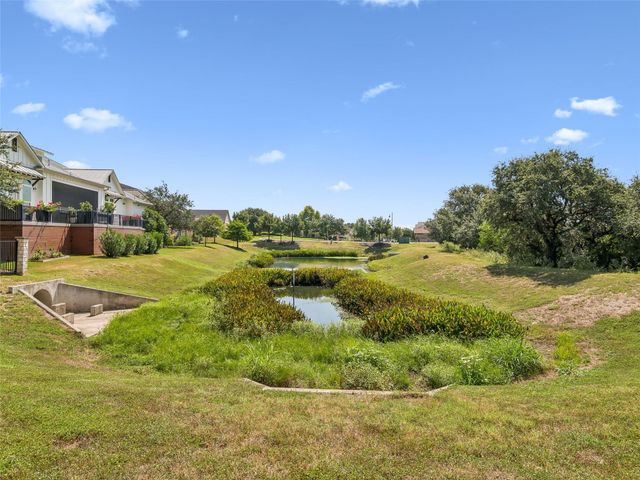 125 Sowing Oak DR, San Marcos, TX 78666