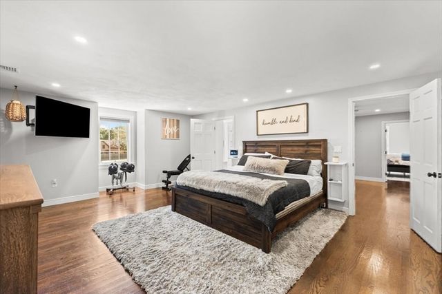 1125 School St, Mansfield, MA 02048