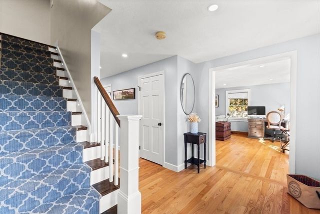 1125 School St, Mansfield, MA 02048