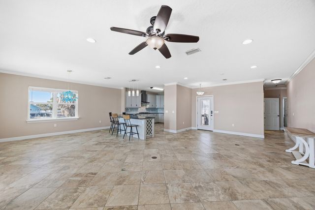 115 Port Drive, Shalimar, FL 32579