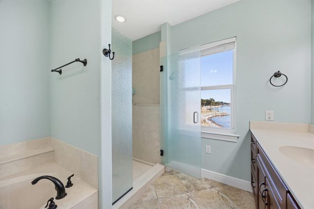 115 Port Drive, Shalimar, FL 32579