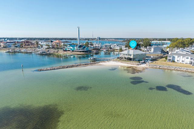 115 Port Drive, Shalimar, FL 32579