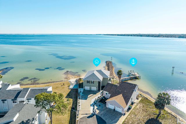 115 Port Drive, Shalimar, FL 32579