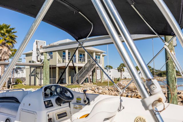 115 Port Drive, Shalimar, FL 32579