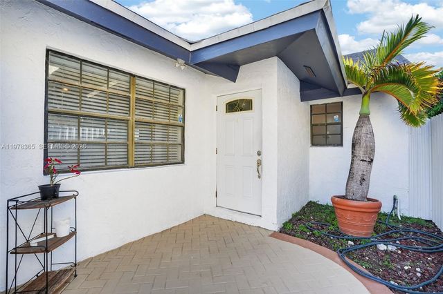 7016 SW 103rd Pl, Miami, FL 33173