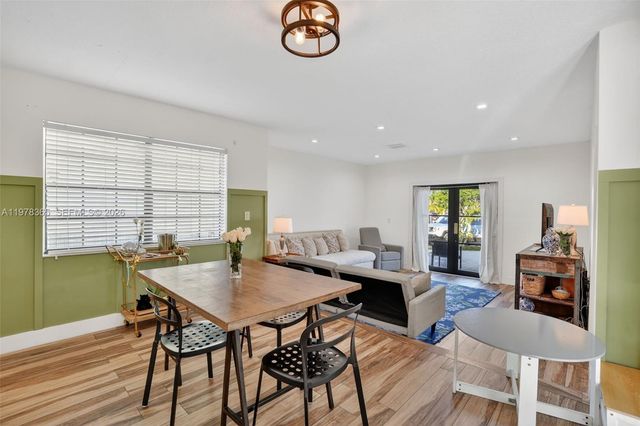 7016 SW 103rd Pl, Miami, FL 33173