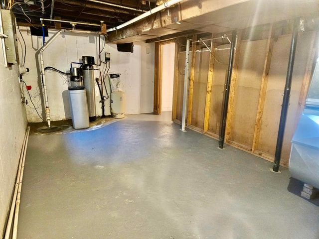 3418 Munson Street, Lansing, MI 48917